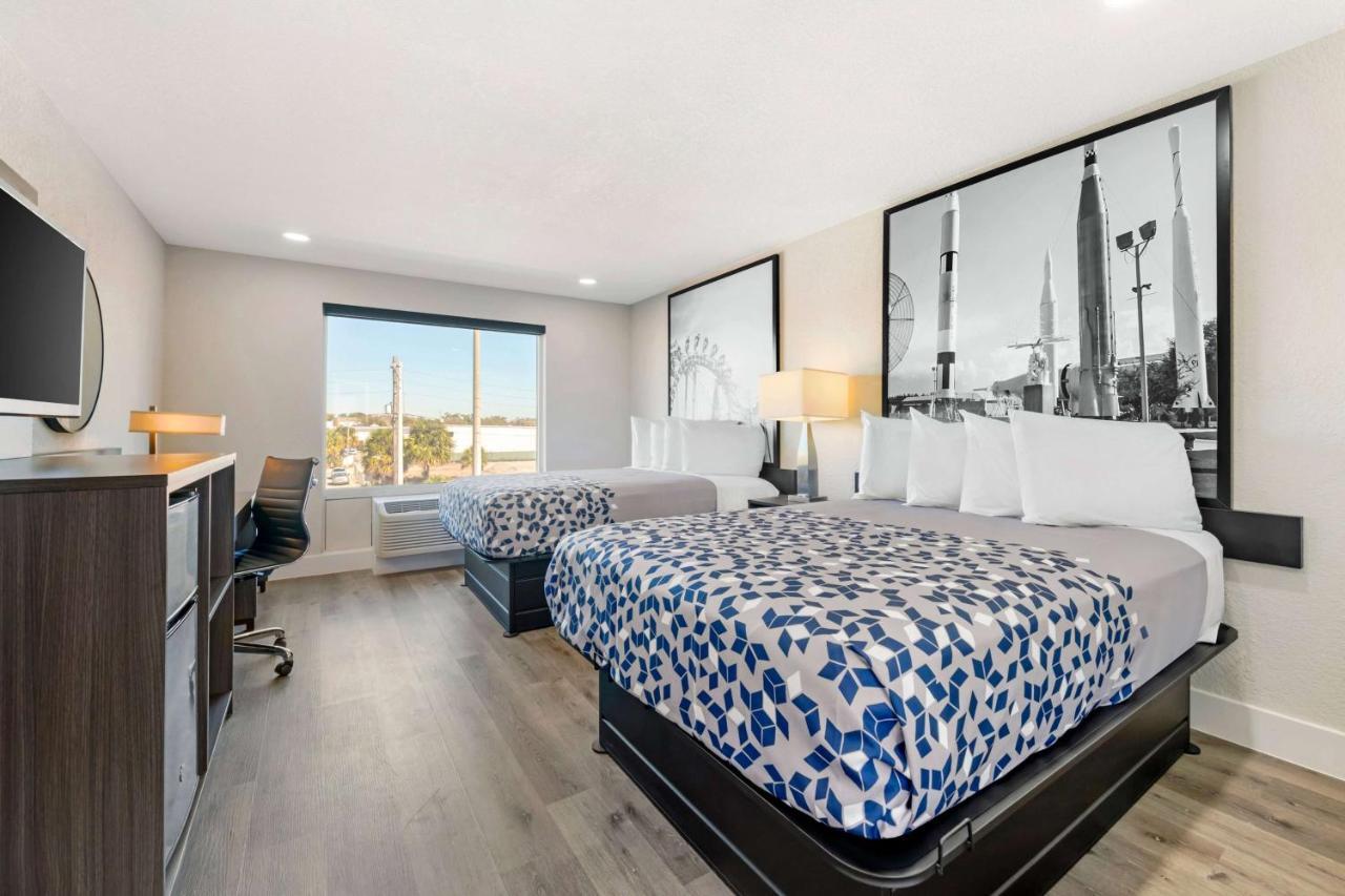 Super 8 By Wyndham Orlando Near Florida Mall Williamsburg Buitenkant foto